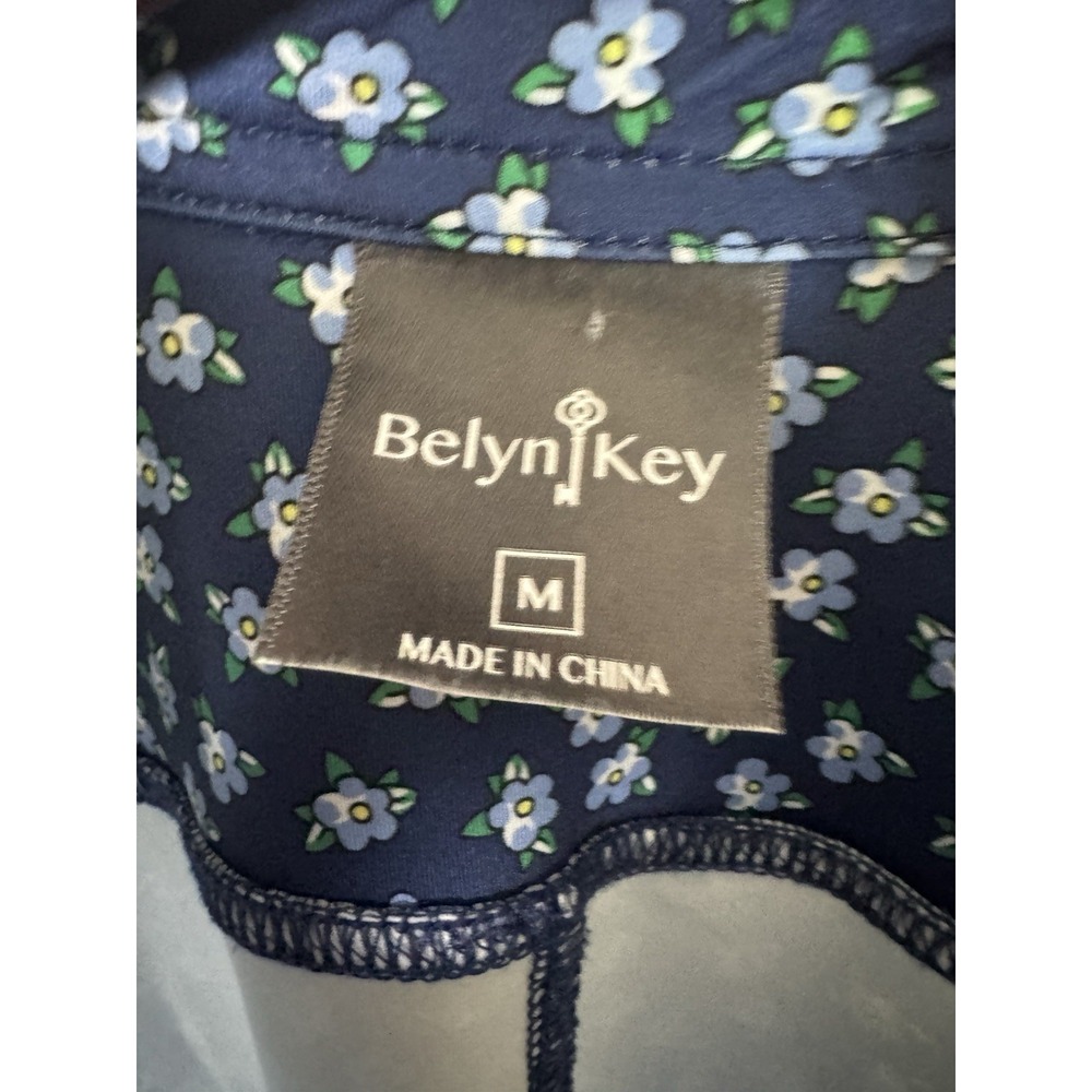 Belyn Key 1/4 Zip Pullover Golf Top Womens Medium Blue Sleeveless Athletic Fit - Picture 3 of 4